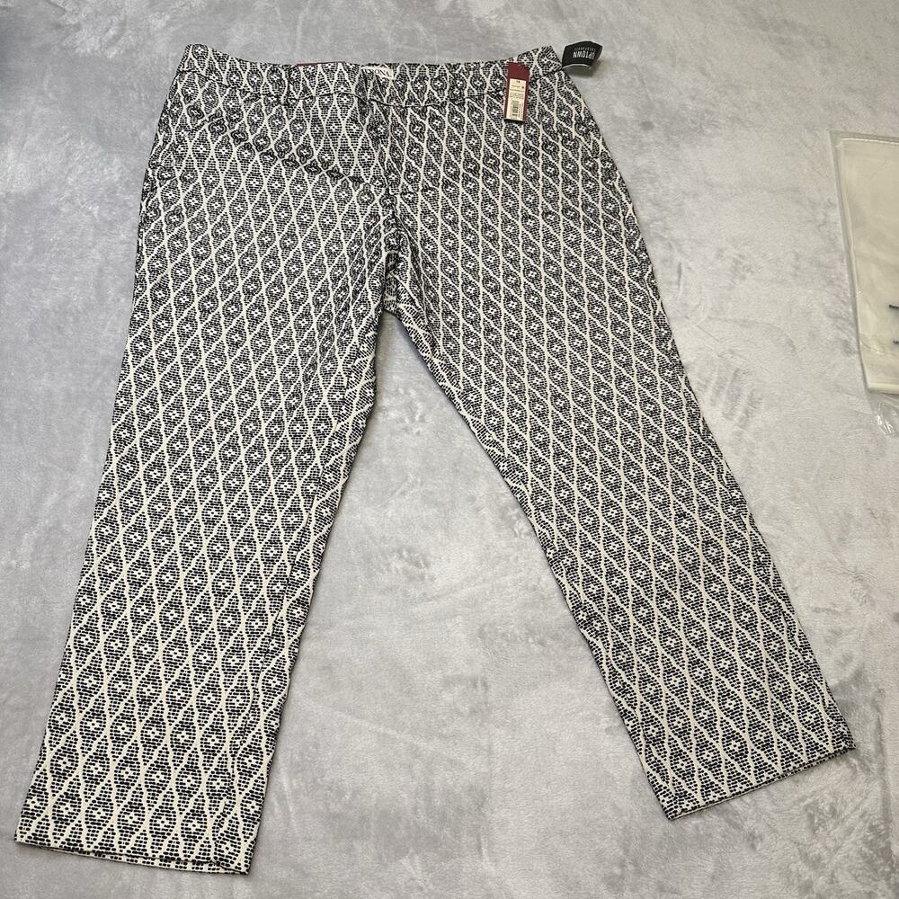 NWT Merona Ankle Pants Classic Black &‎ White Jaquard Diamond Pattern Women’s 18